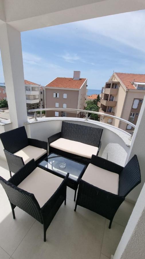 Ferienwohnung Kings Landing Novalja Exterior foto