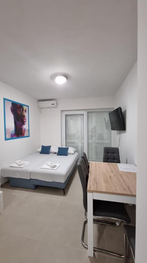 Ferienwohnung Kings Landing Novalja Exterior foto
