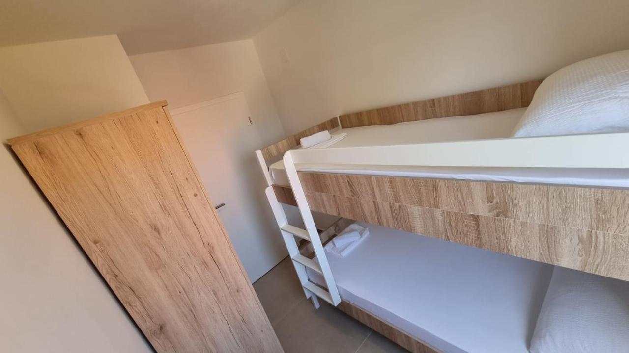 Ferienwohnung Kings Landing Novalja Exterior foto