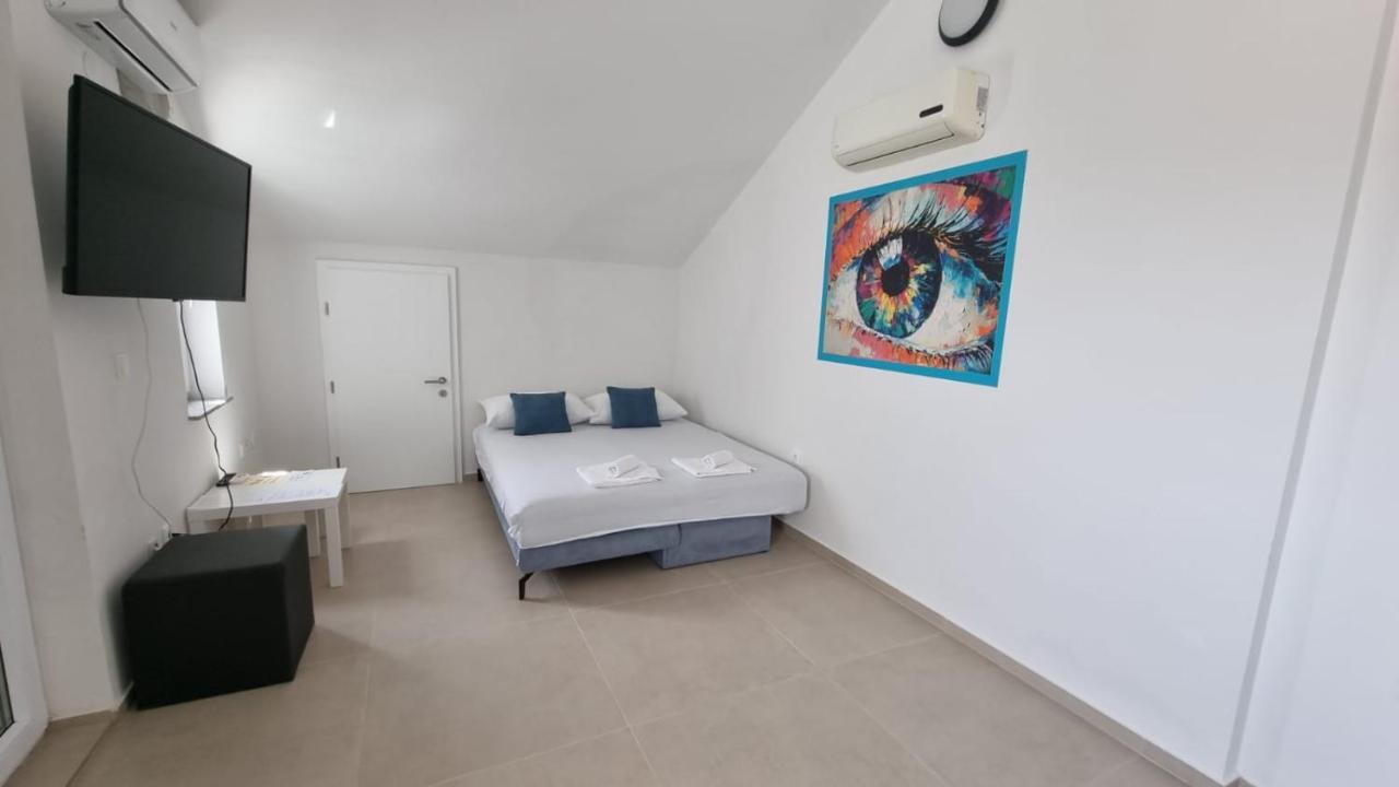 Ferienwohnung Kings Landing Novalja Exterior foto