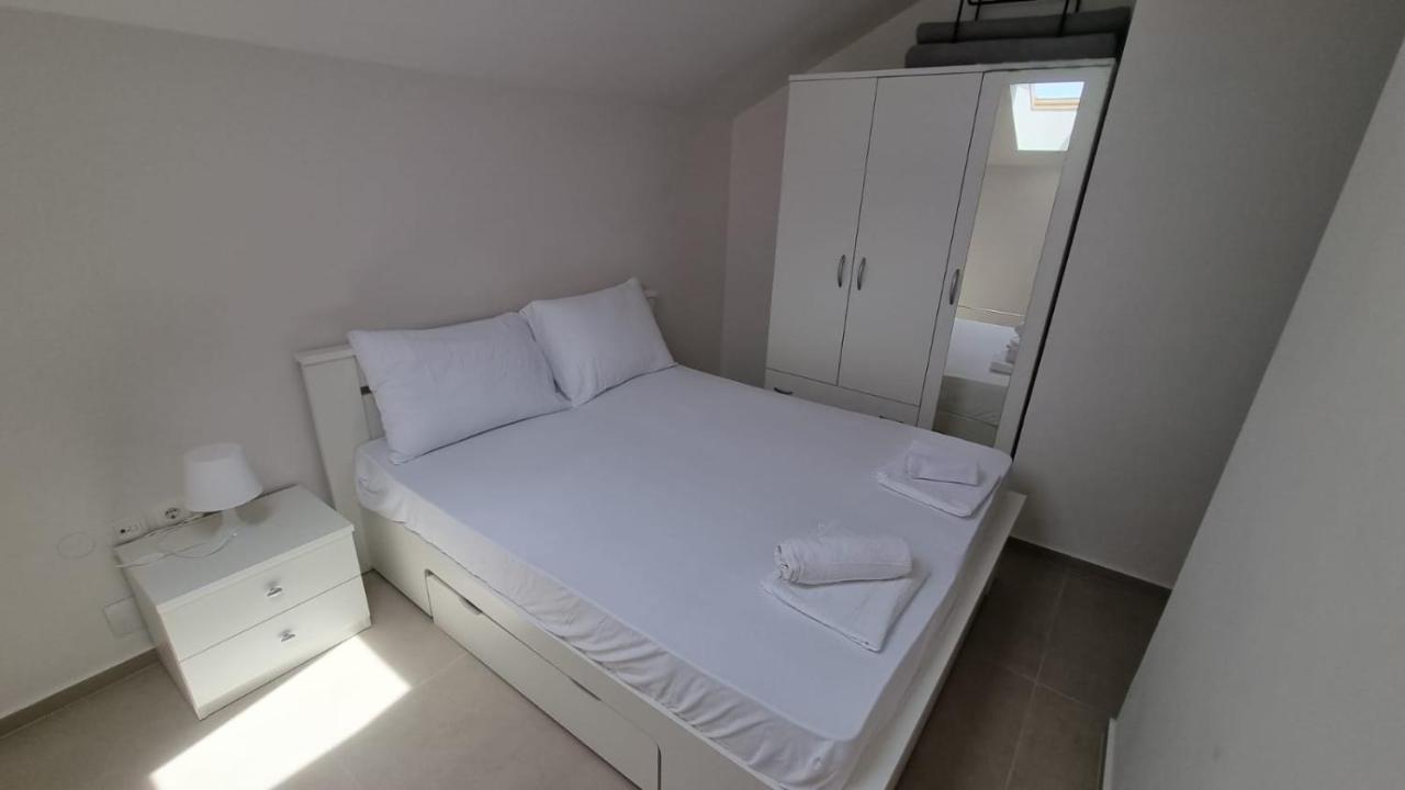 Ferienwohnung Kings Landing Novalja Exterior foto