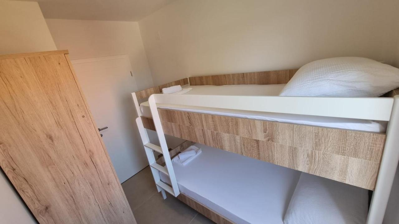 Ferienwohnung Kings Landing Novalja Exterior foto