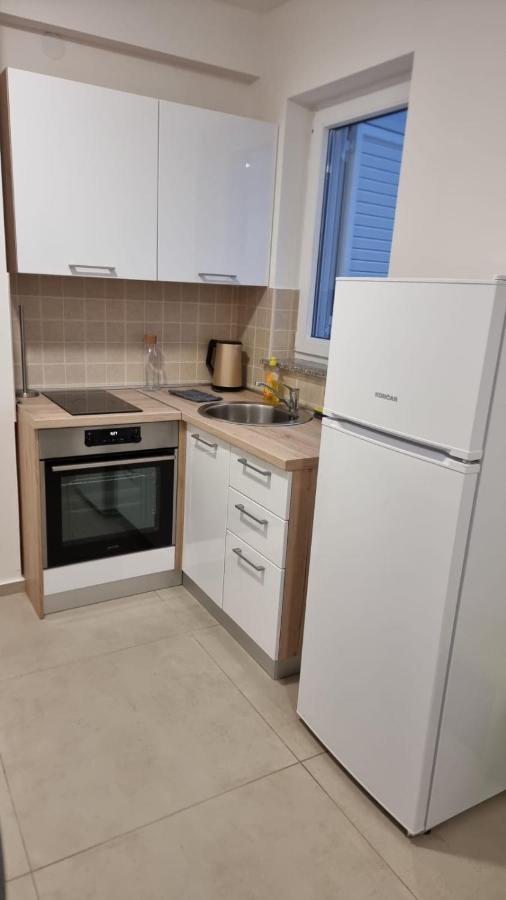 Ferienwohnung Kings Landing Novalja Exterior foto