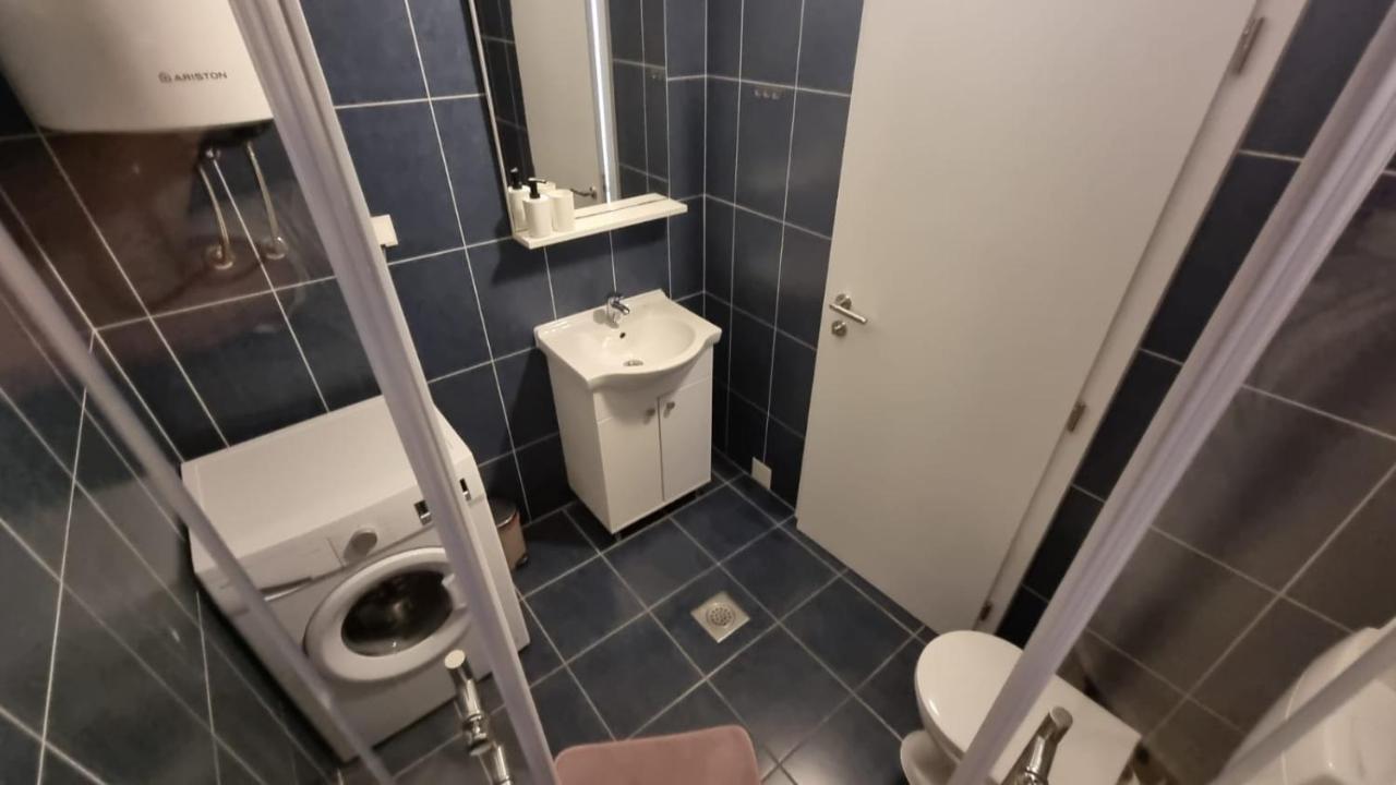 Ferienwohnung Kings Landing Novalja Exterior foto